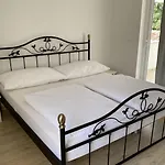 Mali Raj By Interhome *